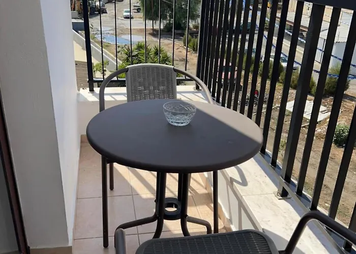 Bayside * Ларнака